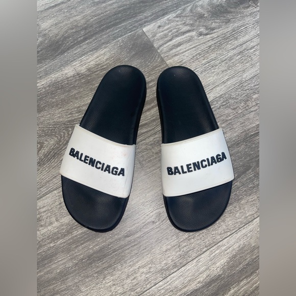Original Balenciaga Pool slides “white and black” - Picture 2 of 6